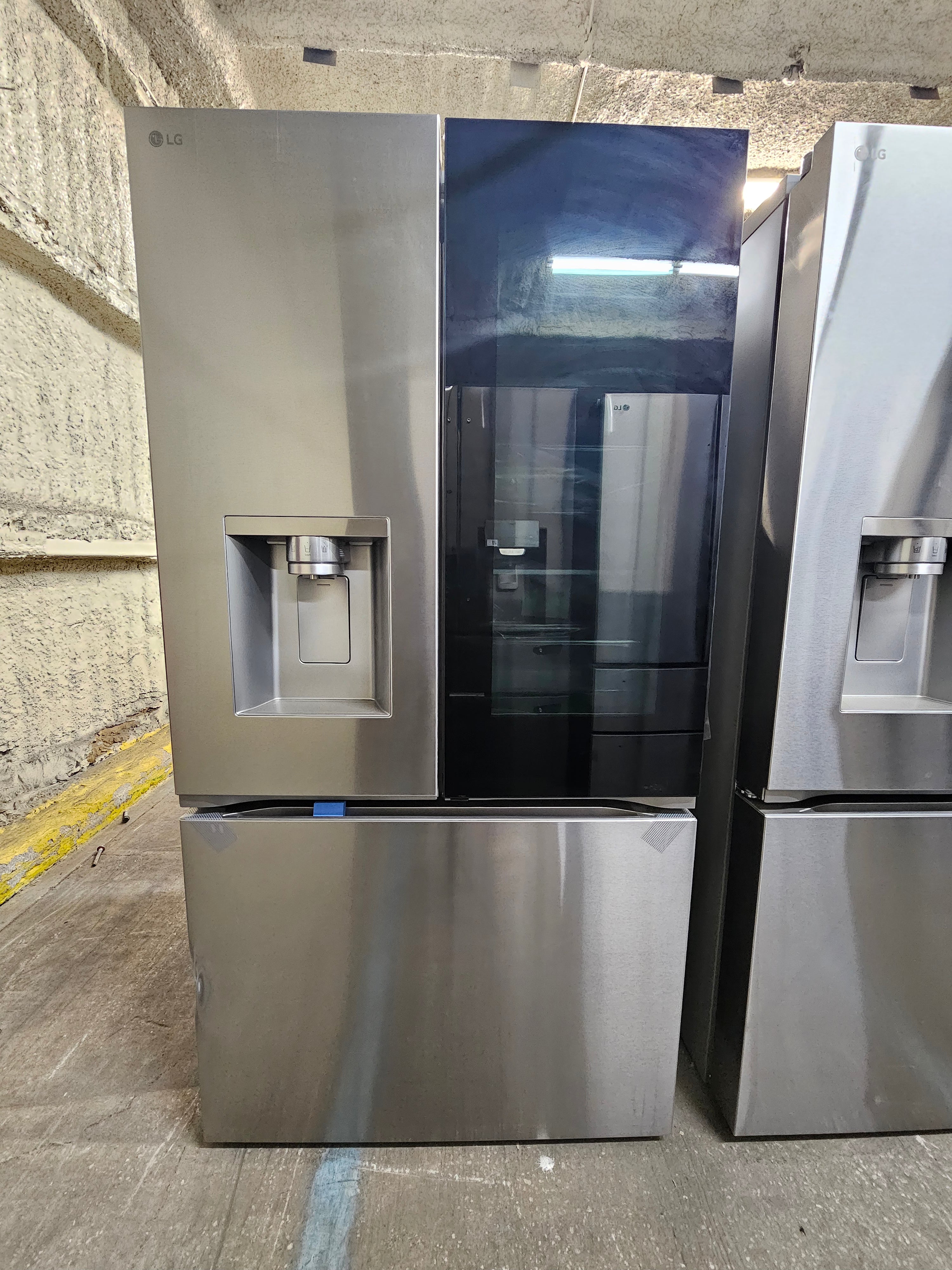 LG Standard-Depth MAX 30.7 Cu. Ft. French Door Smart Refrigerator with InstaView Stainless Steel